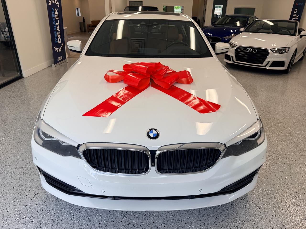 BMW 5 Series  2019