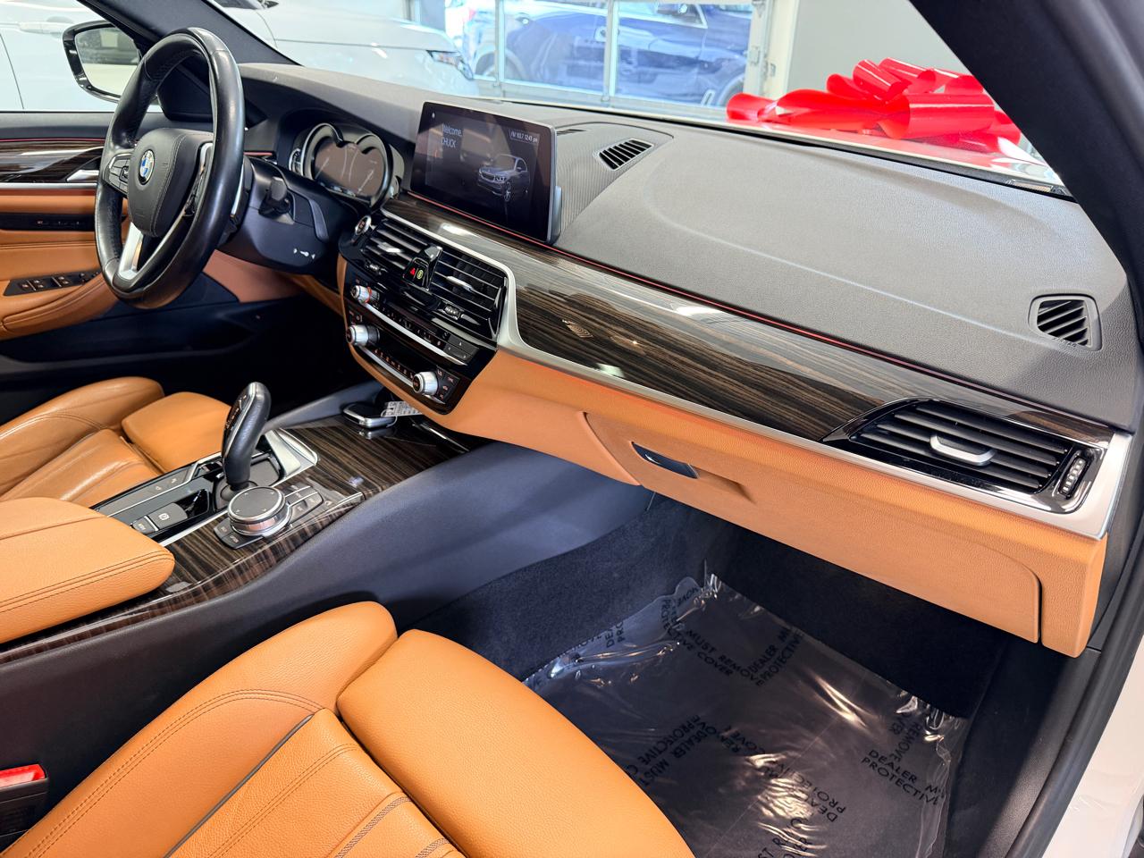 BMW 5 Series  2019