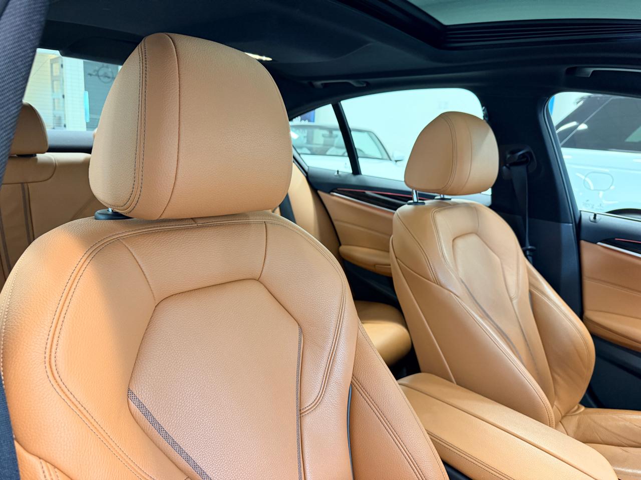 BMW 5 Series  2019