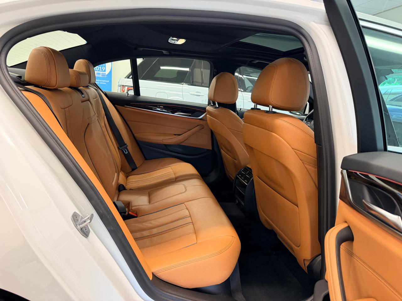 BMW 5 Series  2019