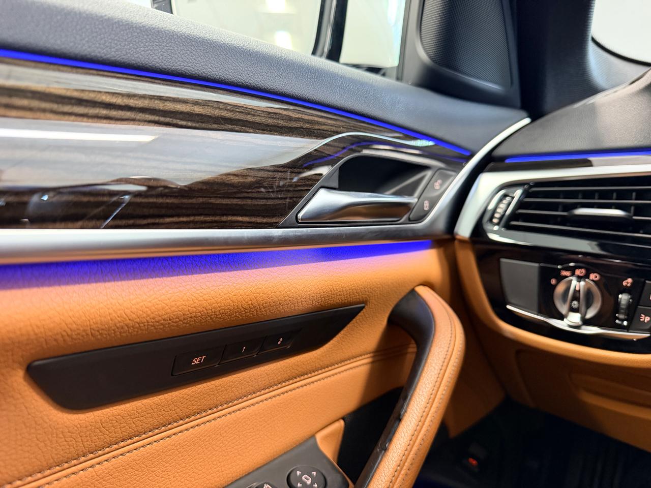 BMW 5 Series  2019