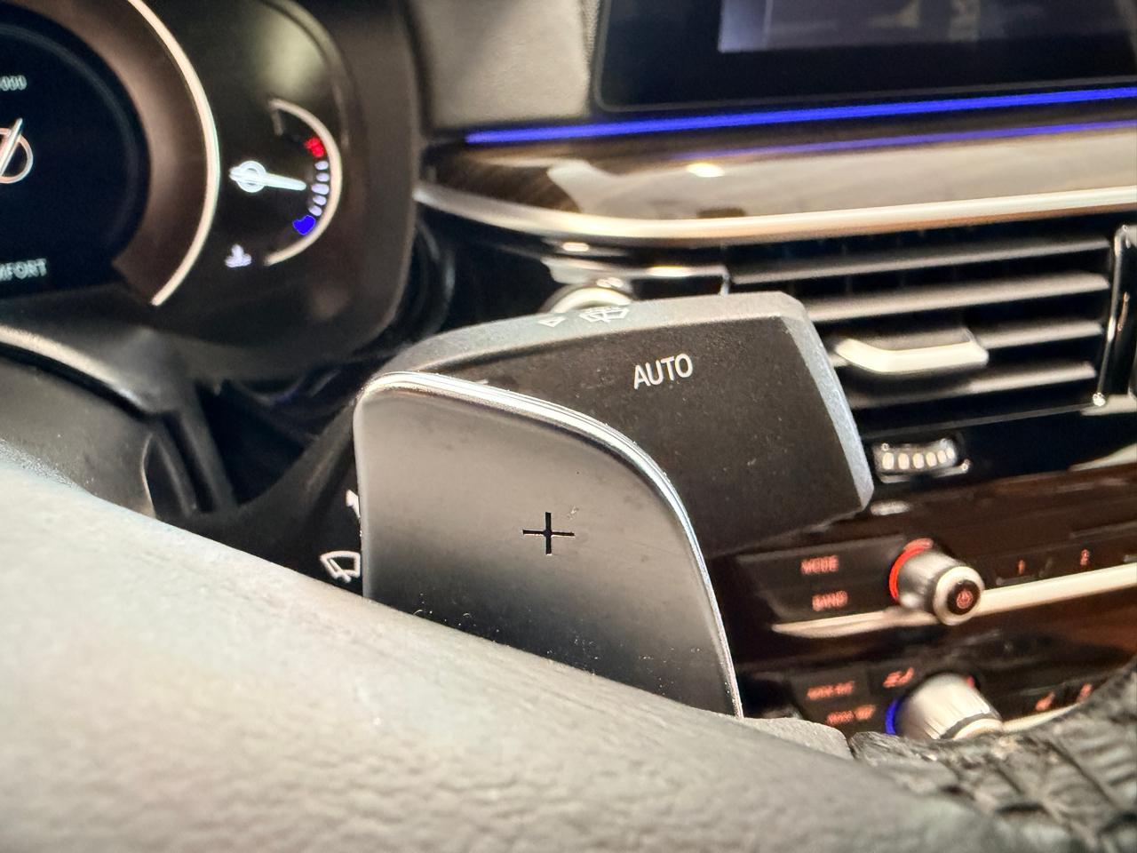 BMW 5 Series  2019