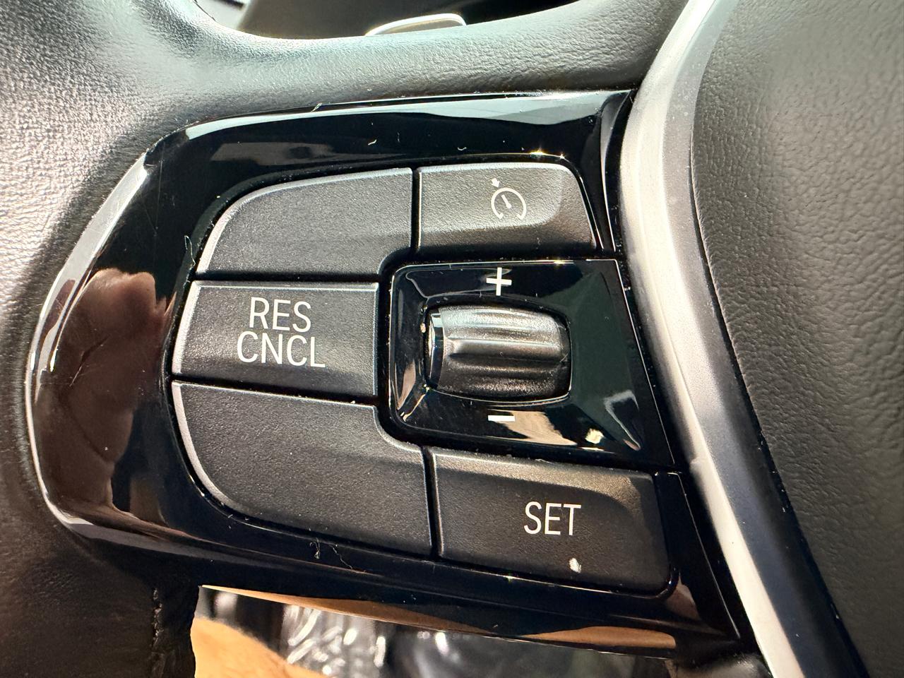 BMW 5 Series  2019