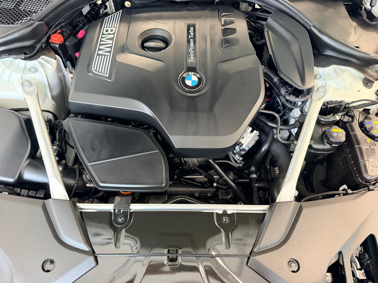 BMW 5 Series  2019