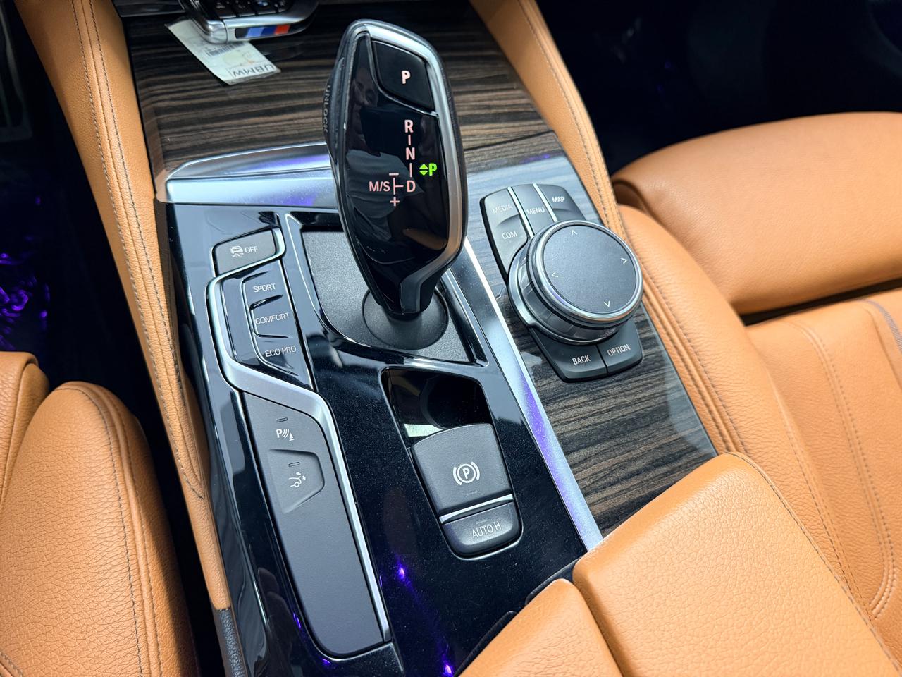 BMW 6 Series  2019