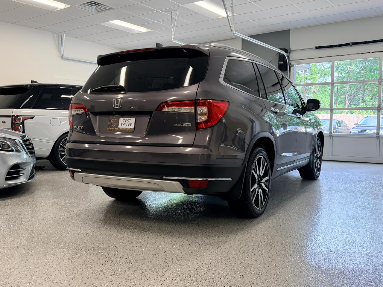 Honda Pilot Touring 7-Passenger 2WD 2019