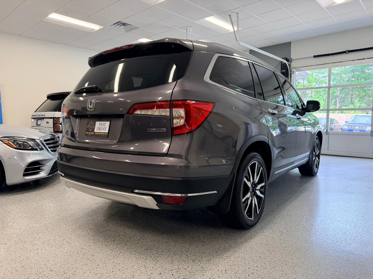 Honda Pilot Touring 7-Passenger 2WD 2019