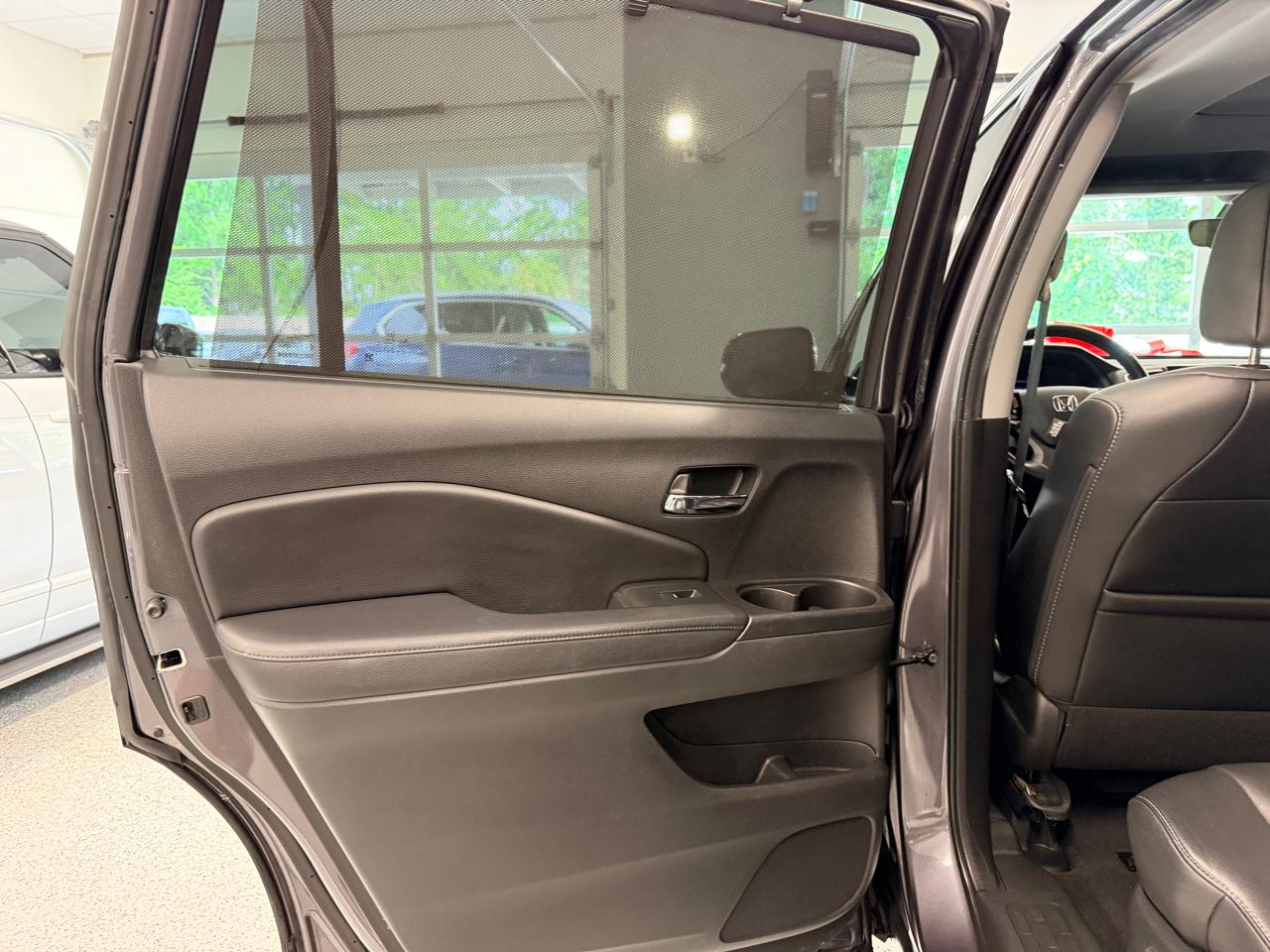 Honda Pilot Touring 7-Passenger 2WD 2019
