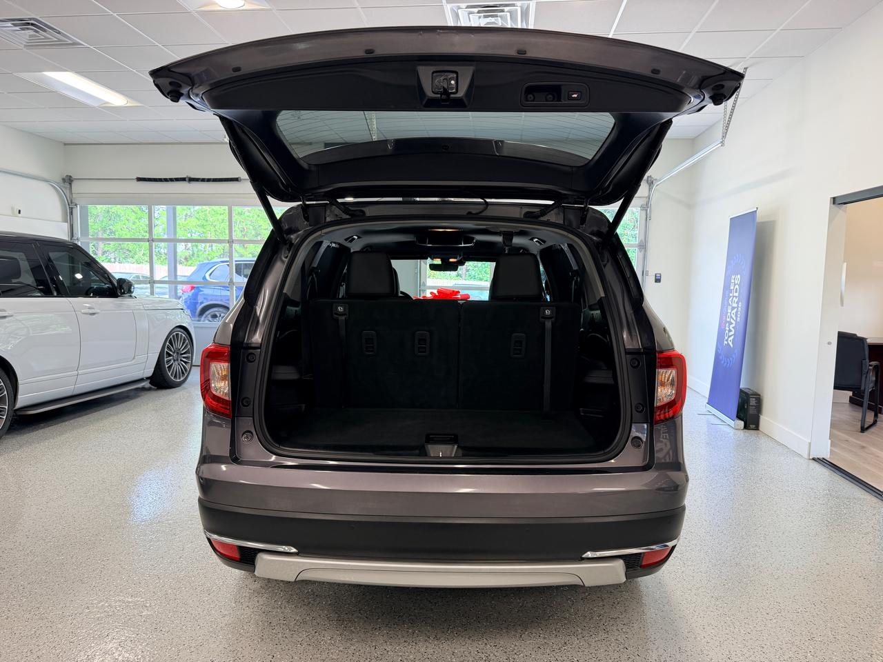 Honda Pilot Touring 7-Passenger 2WD 2019