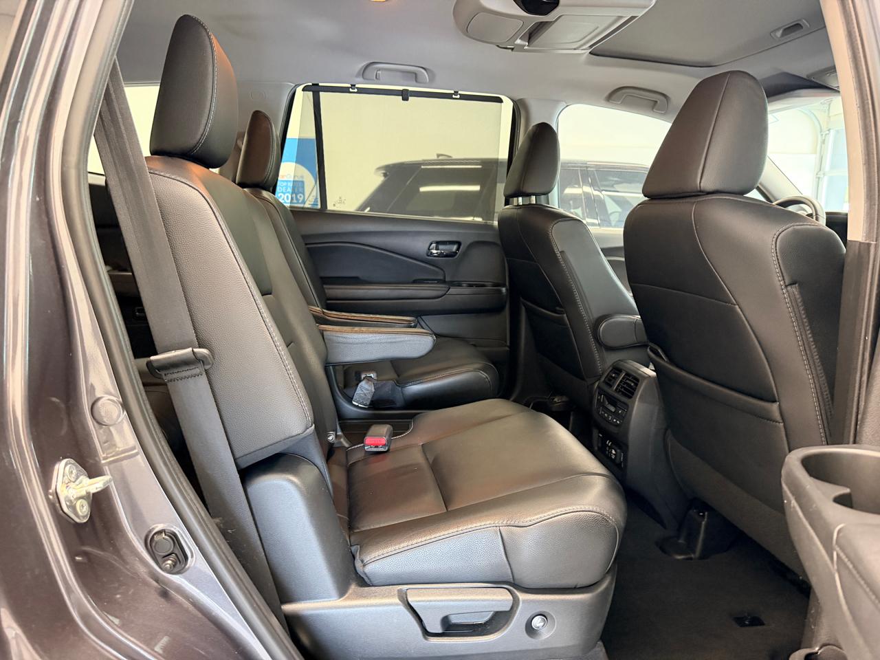 Honda Pilot Touring 7-Passenger 2WD 2019