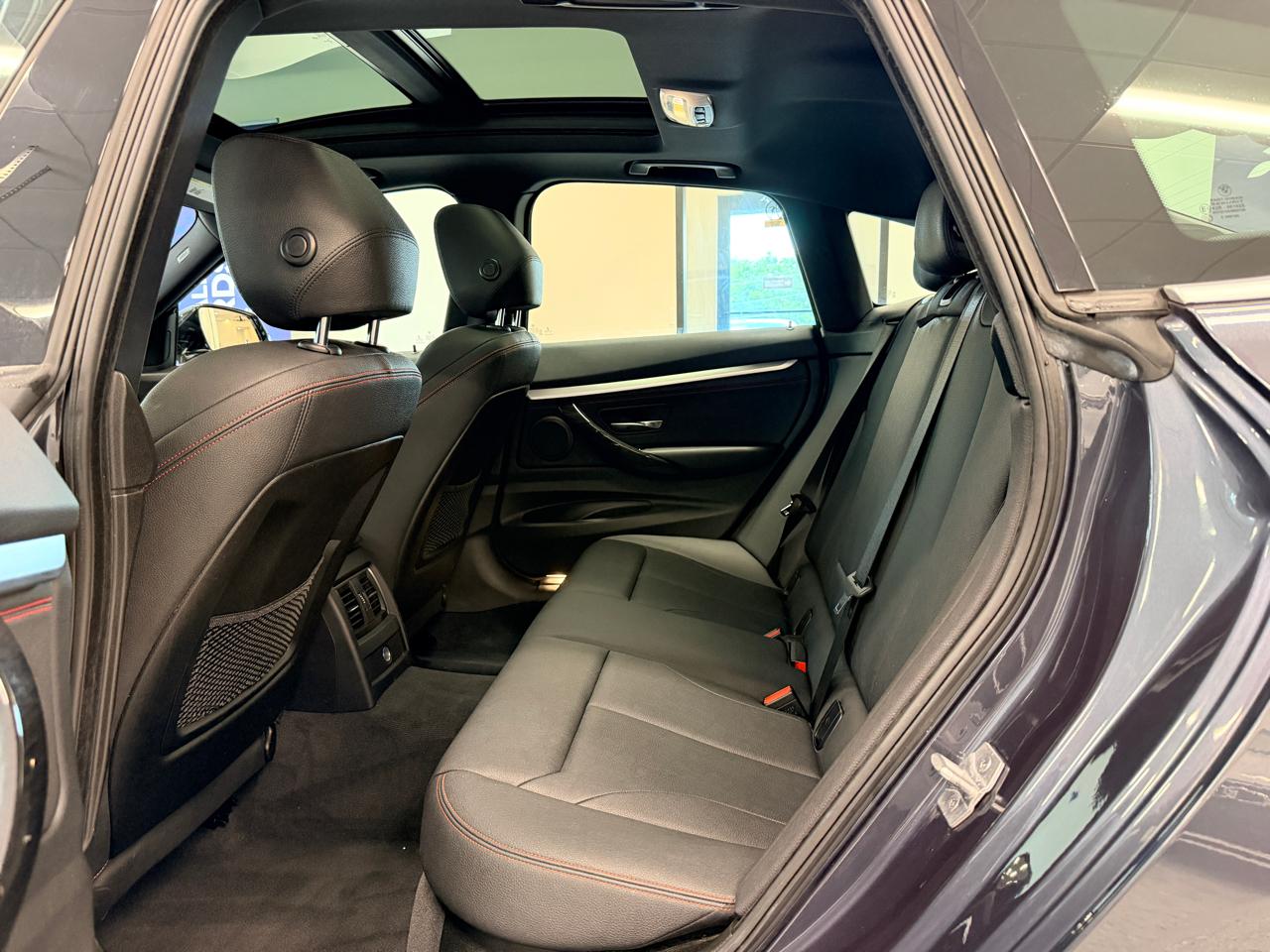 BMW 3 Series 330i xDrive Gran Turismo 2017
