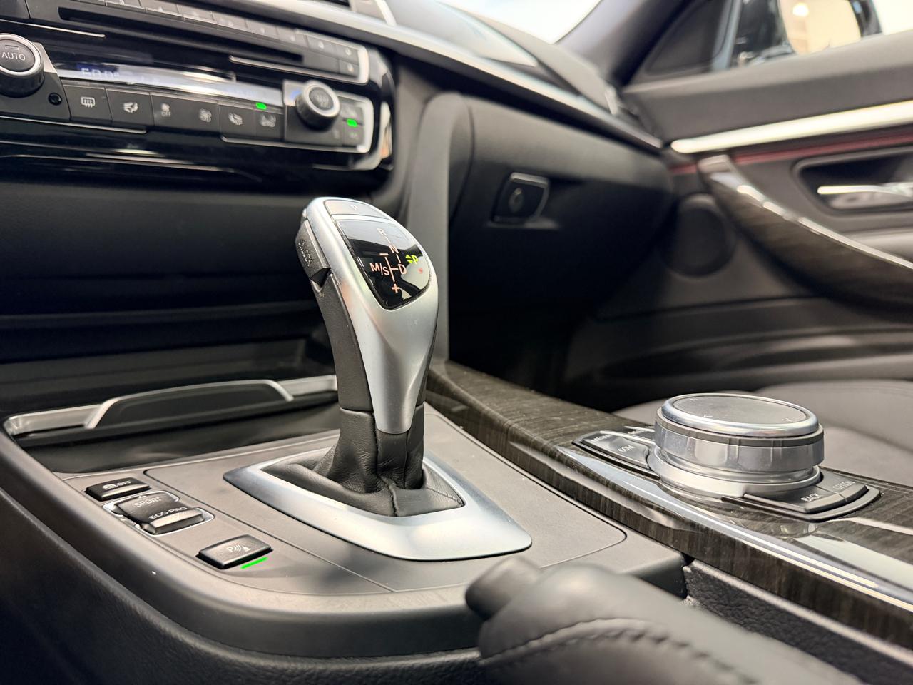 BMW 3 Series 330i xDrive Gran Turismo 2017