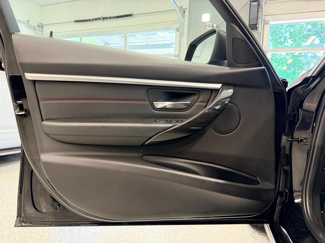 BMW 3 Series  2018