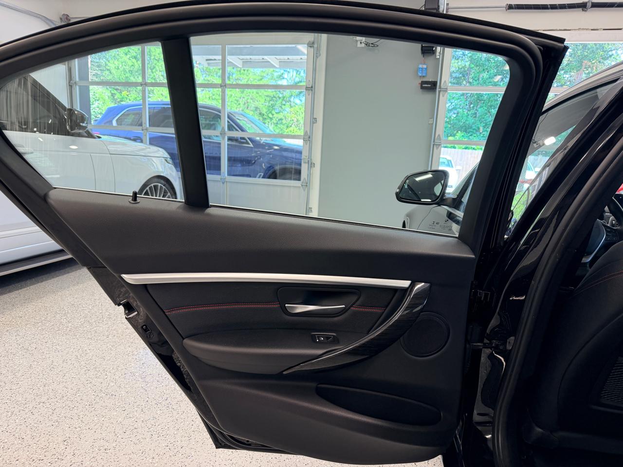 BMW 3 Series  2018