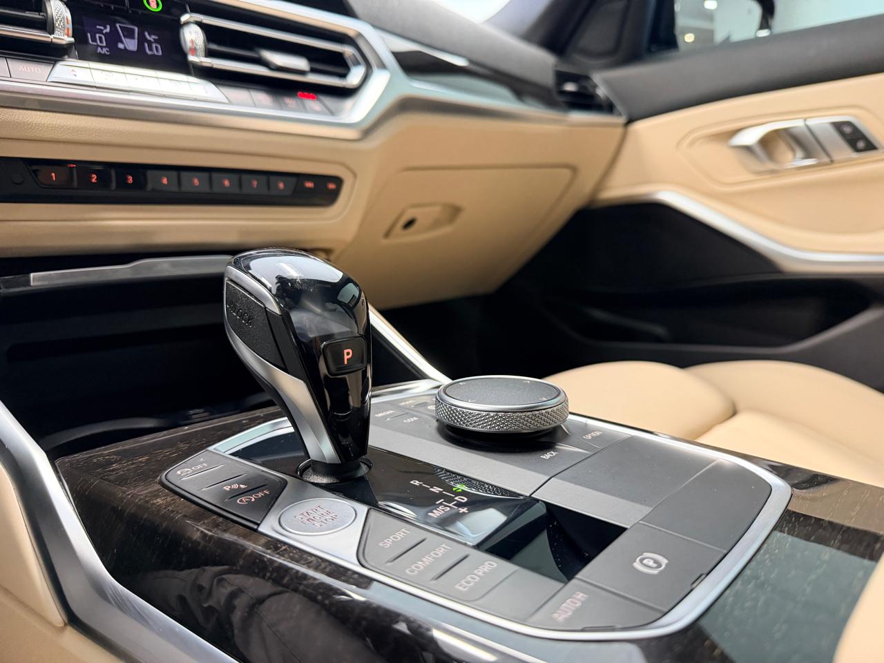 BMW 3 Series  2019
