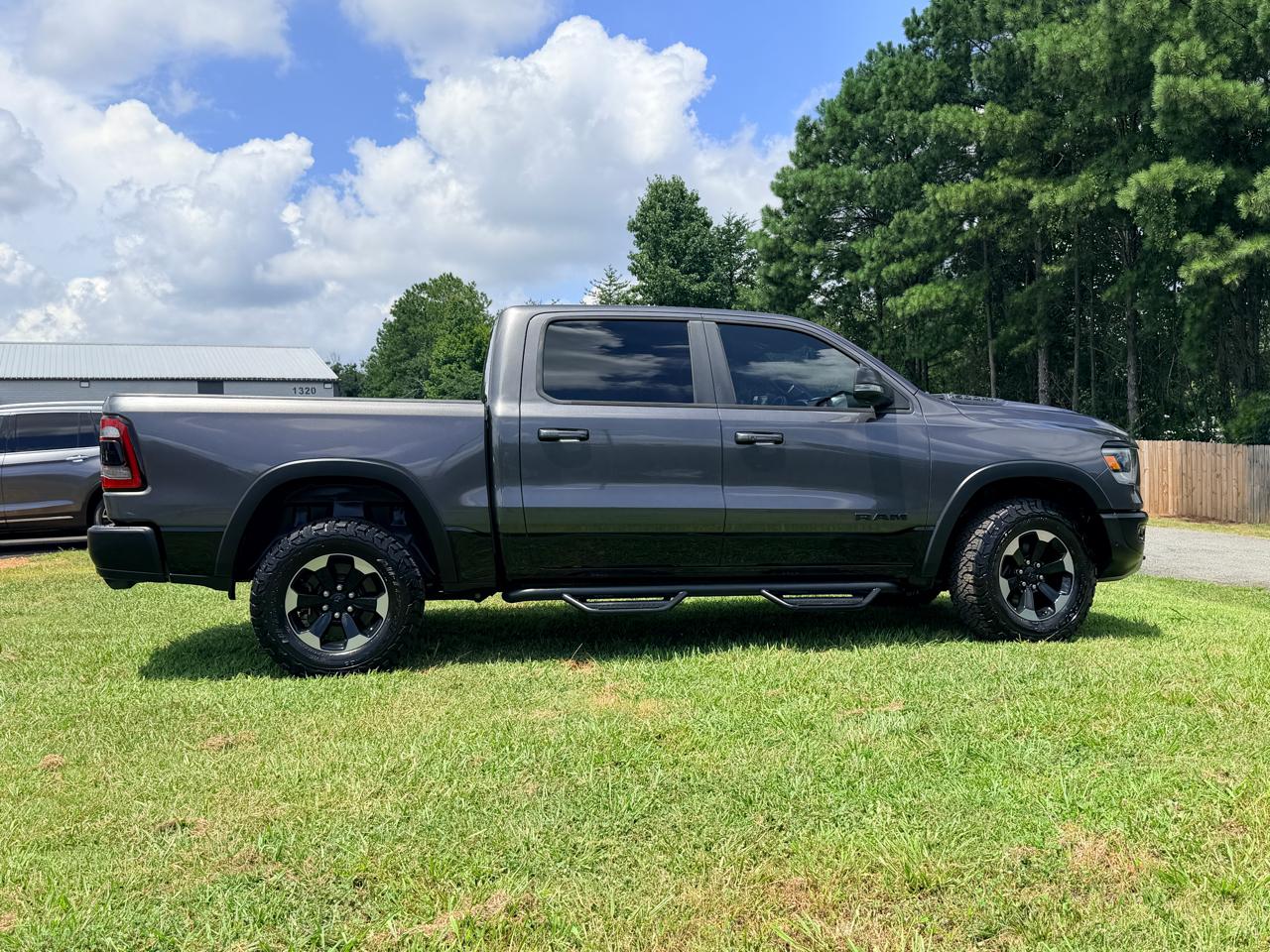 RAM 1500 Rebel 4x2 Crew Cab 5'7" Box 2019