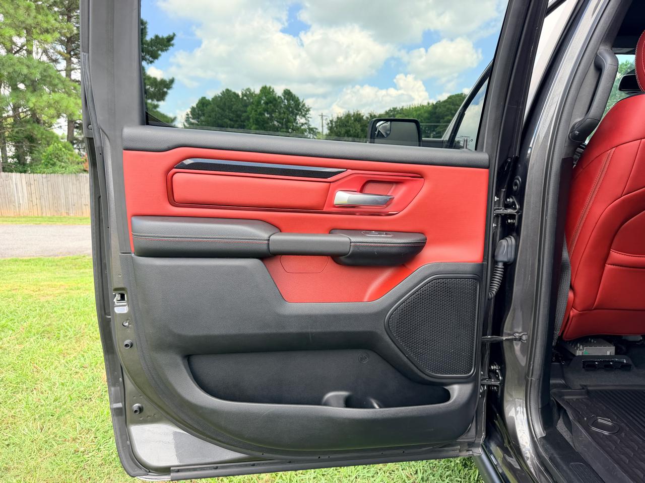 RAM 1500 Rebel 4x2 Crew Cab 5'7" Box 2019