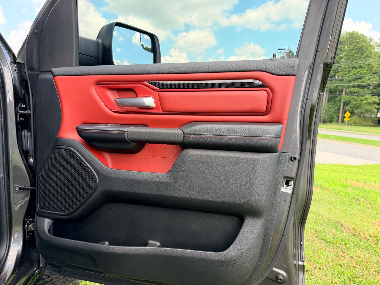 RAM 1500 Rebel 4x2 Crew Cab 5'7" Box 2019