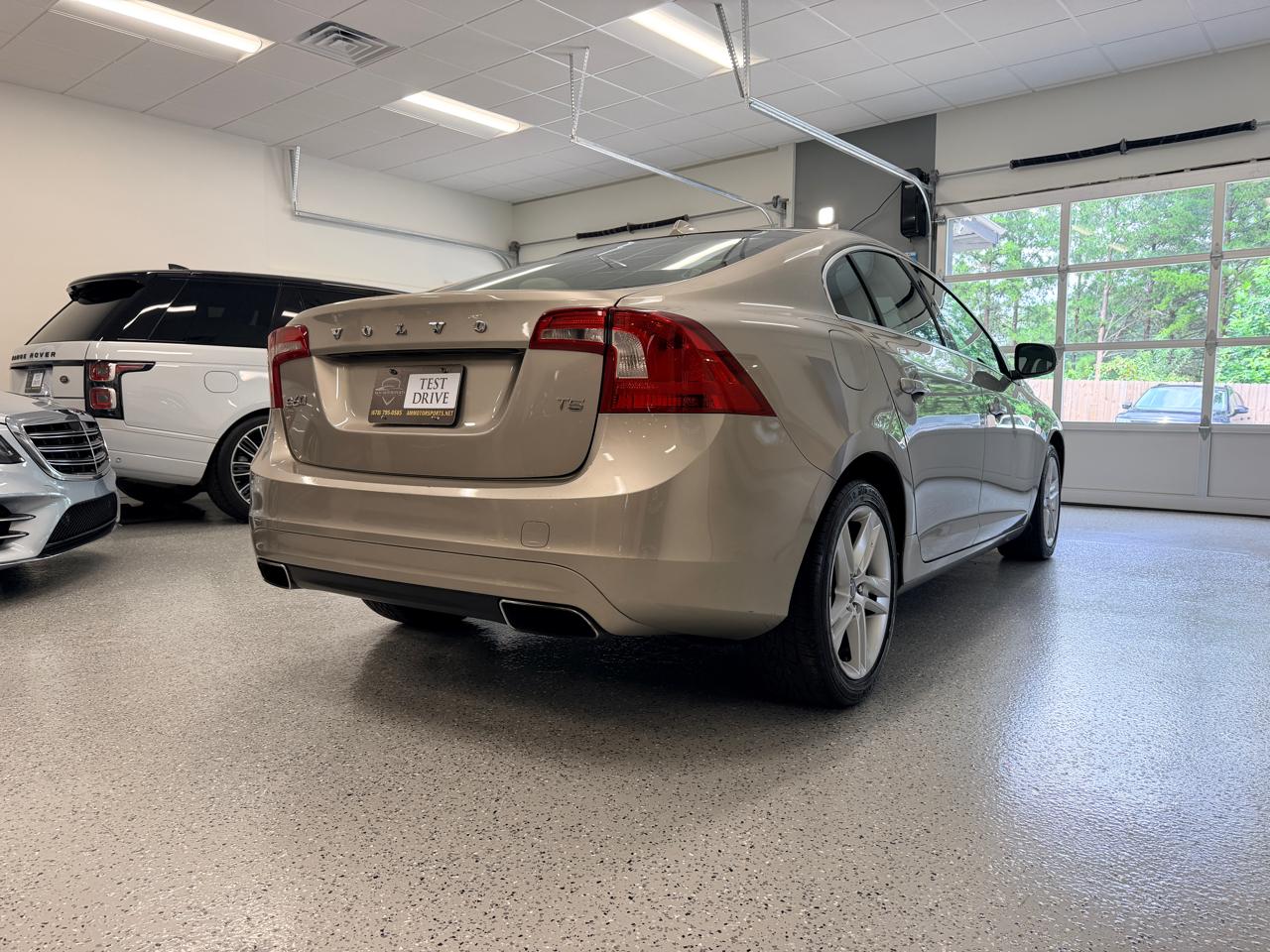 Volvo S60 4dr Sdn T5 FWD 2014