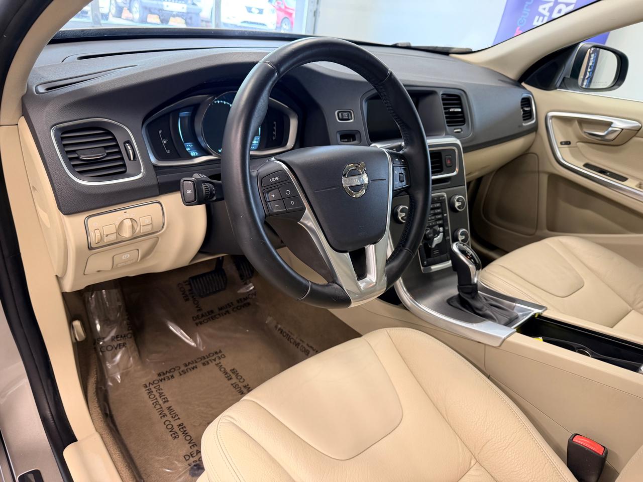 Volvo S60 4dr Sdn T5 FWD 2014
