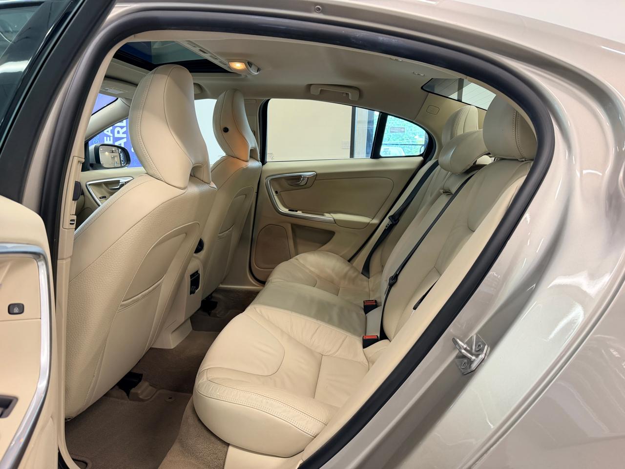 Volvo S60 4dr Sdn T5 FWD 2014