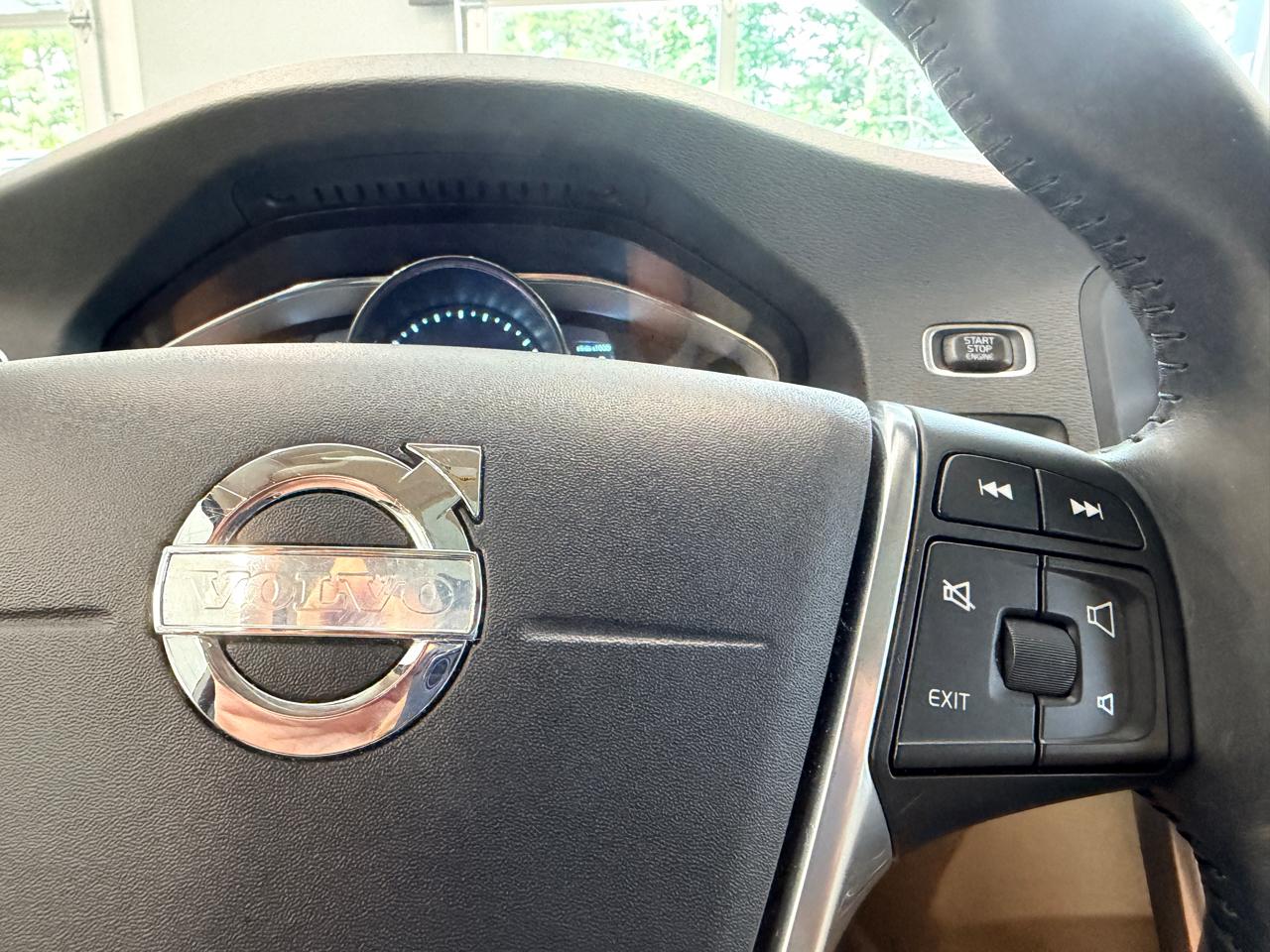 Volvo S60 4dr Sdn T5 FWD 2014