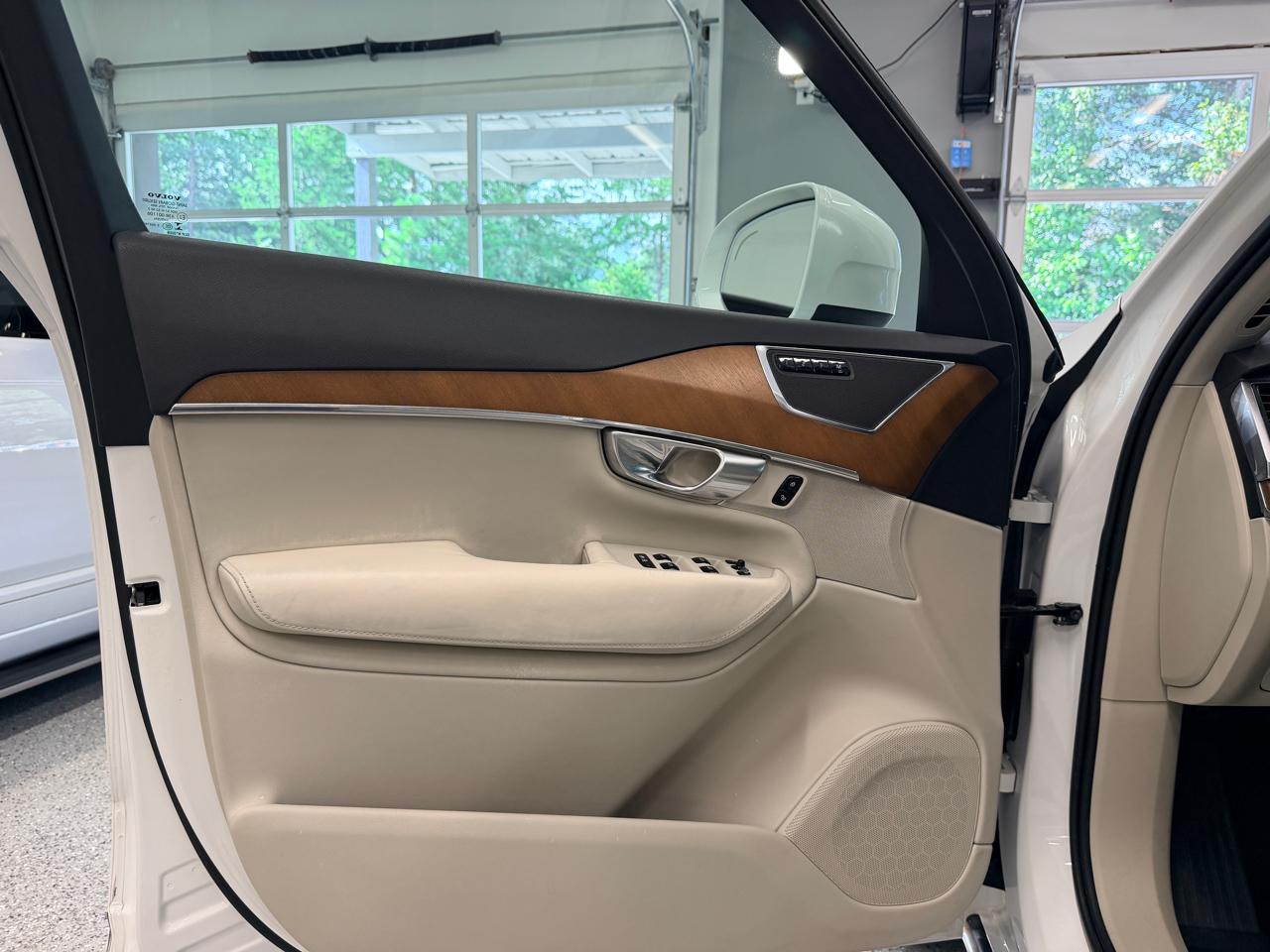 Volvo XC90 T6 AWD 7-Passenger Inscription 2017