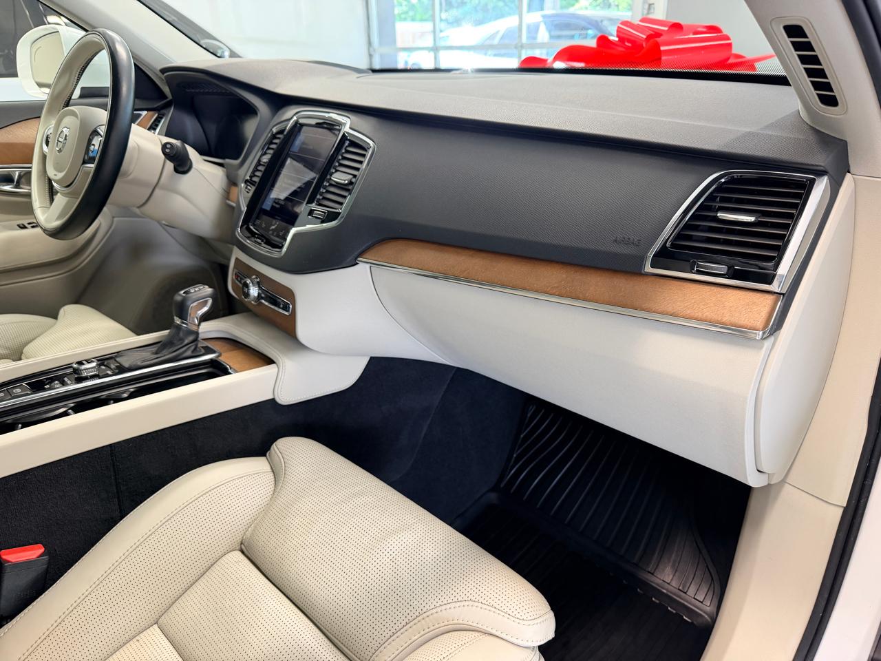 Volvo XC90 T6 AWD 7-Passenger Inscription 2017