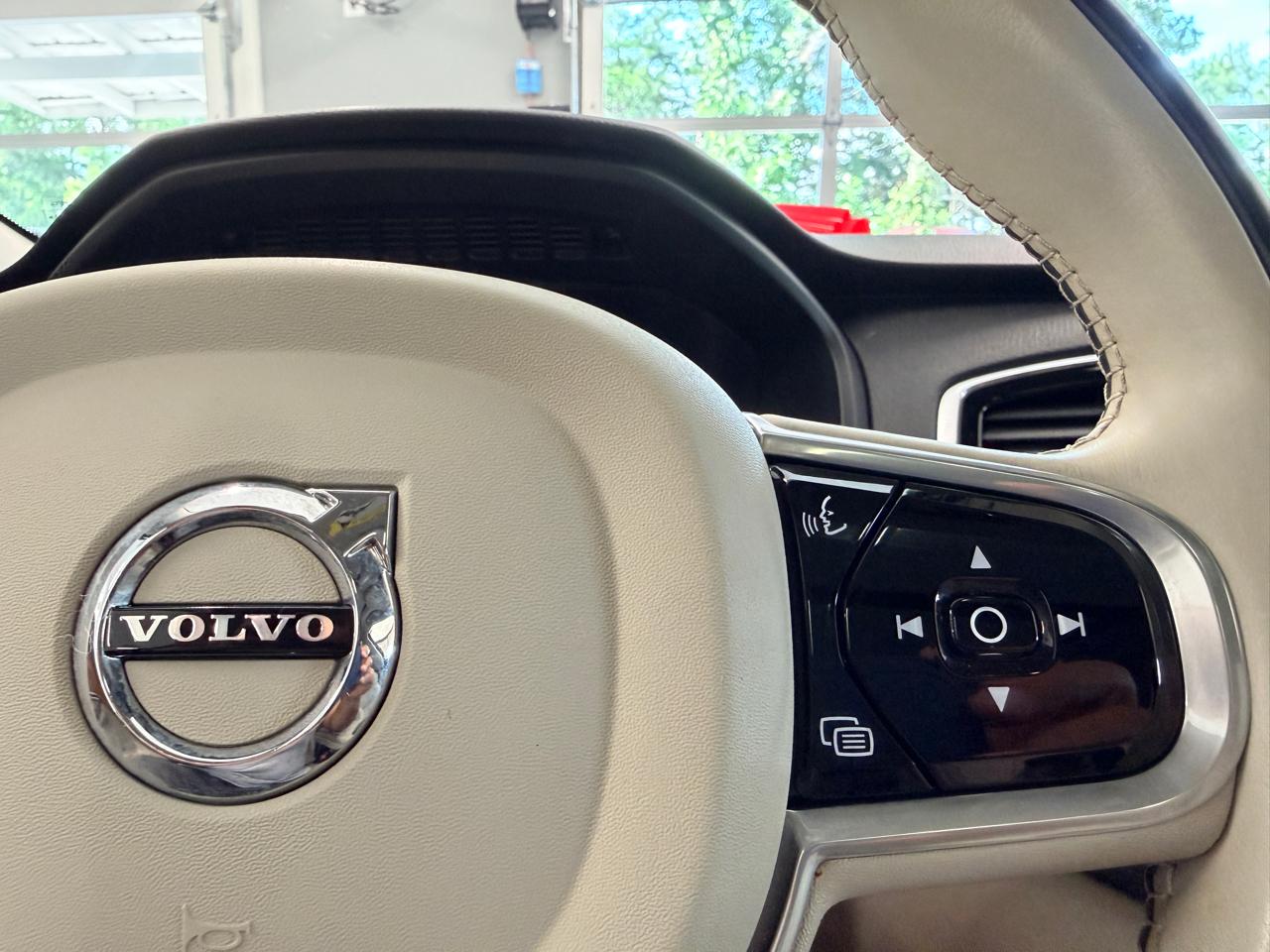Volvo XC90 T6 AWD 7-Passenger Inscription 2017