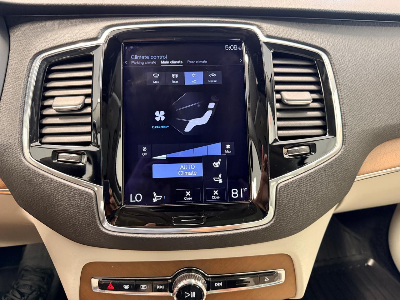 Volvo XC90 T6 AWD 7-Passenger Inscription 2017