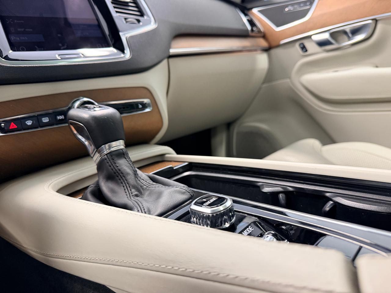 Volvo XC90 T6 AWD 7-Passenger Inscription 2017