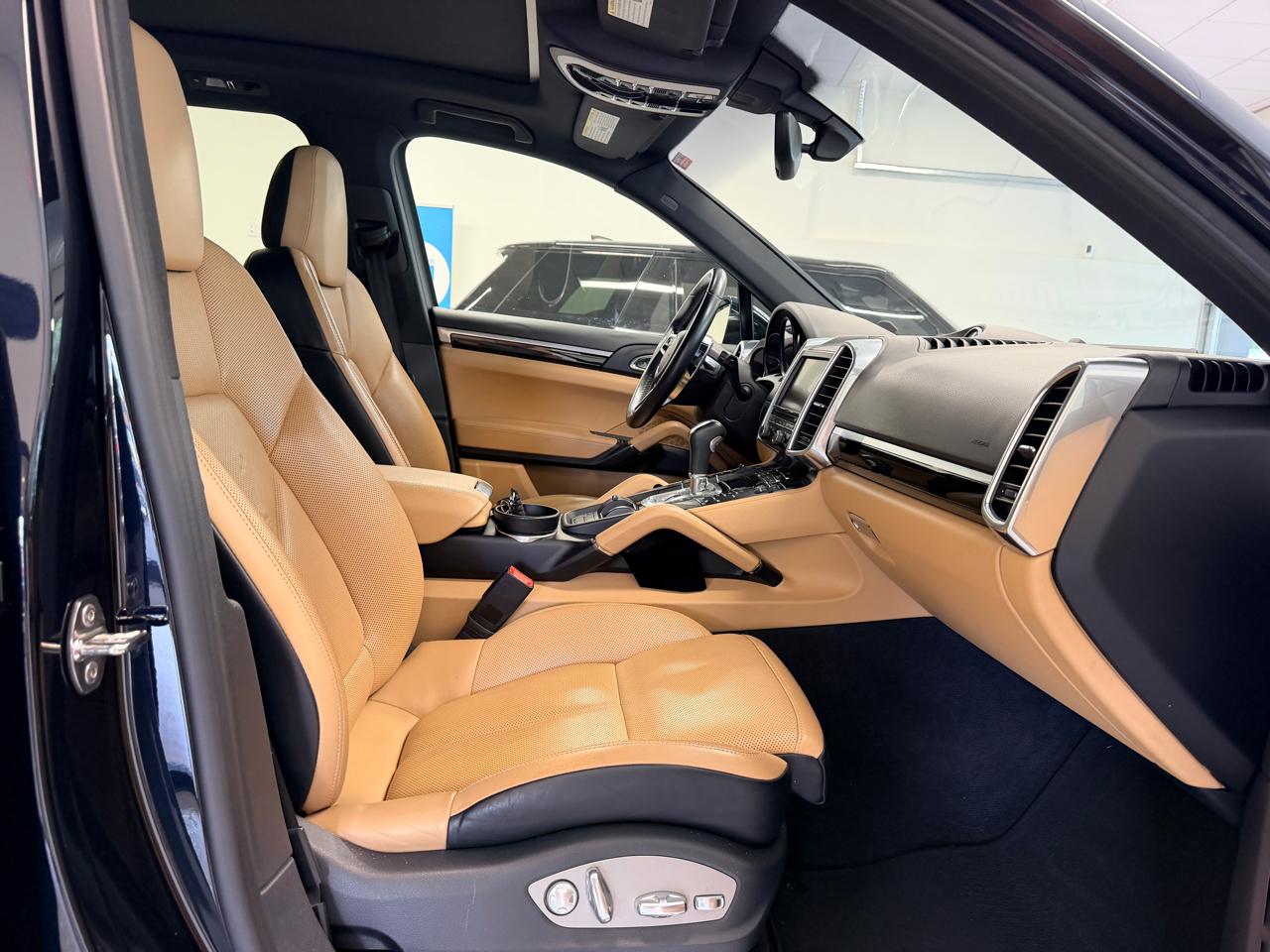 Porsche Cayenne AWD 4dr 2016
