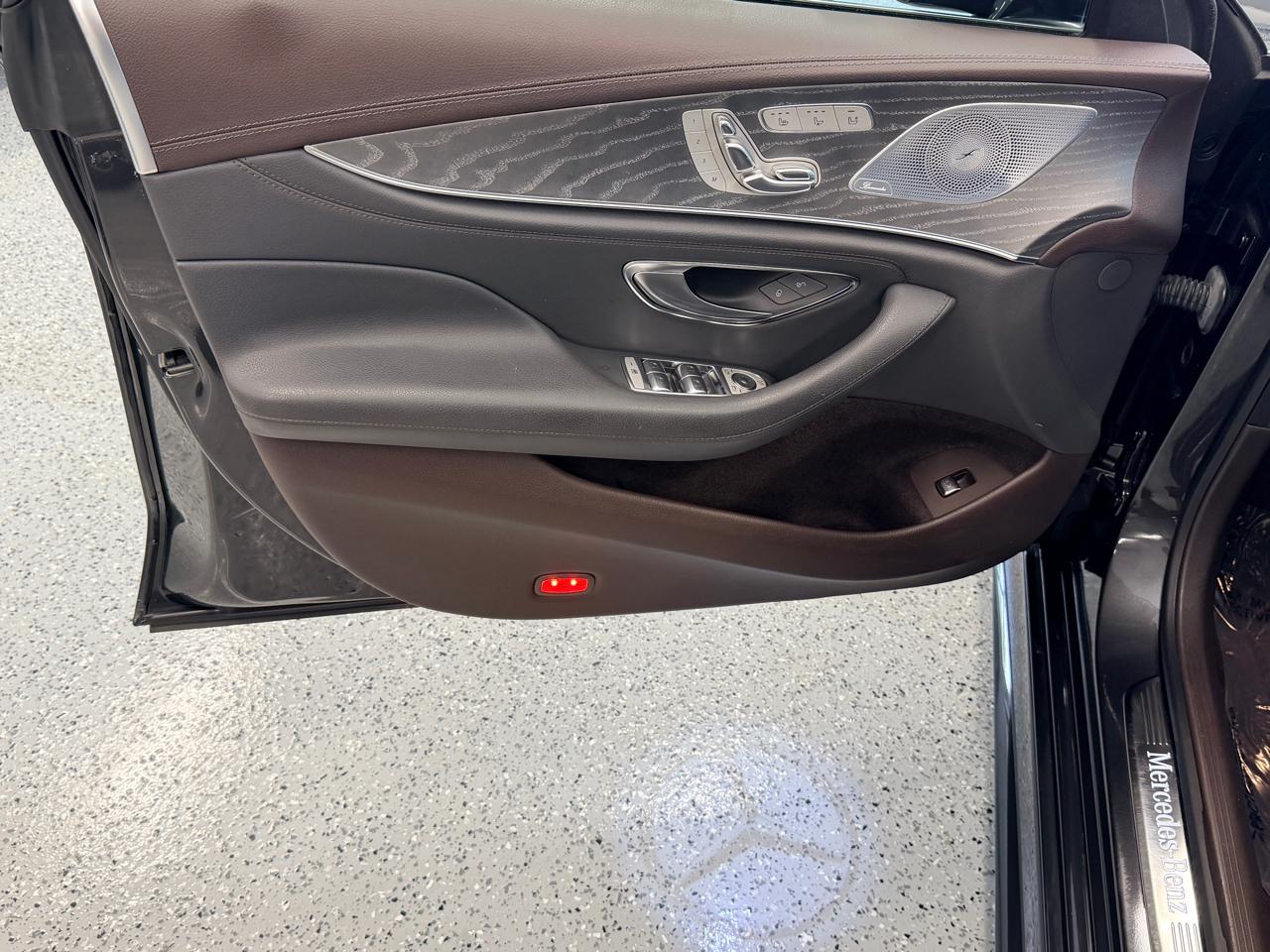 Mercedes-Benz CLS  2020