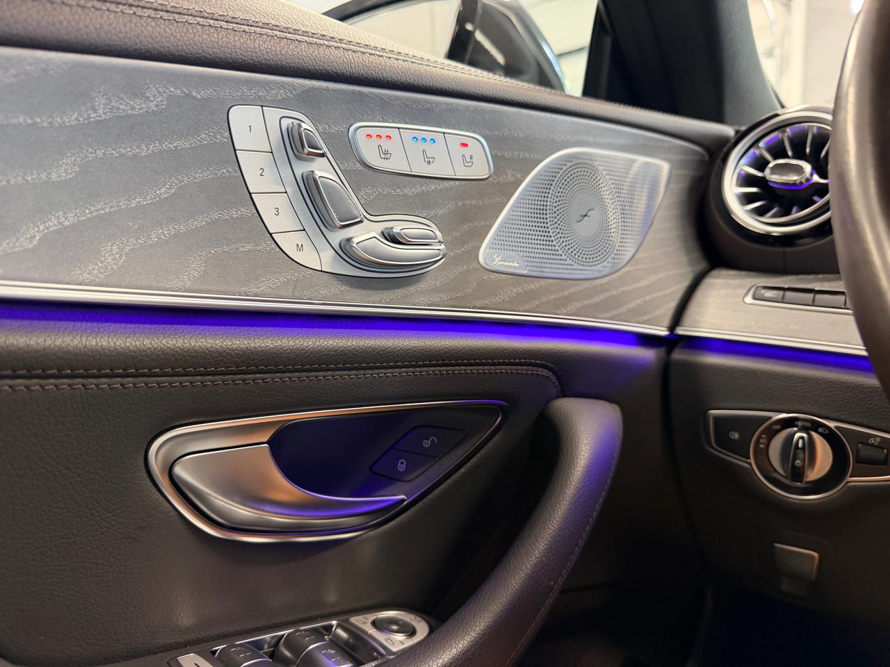 Mercedes-Benz CLS  2020