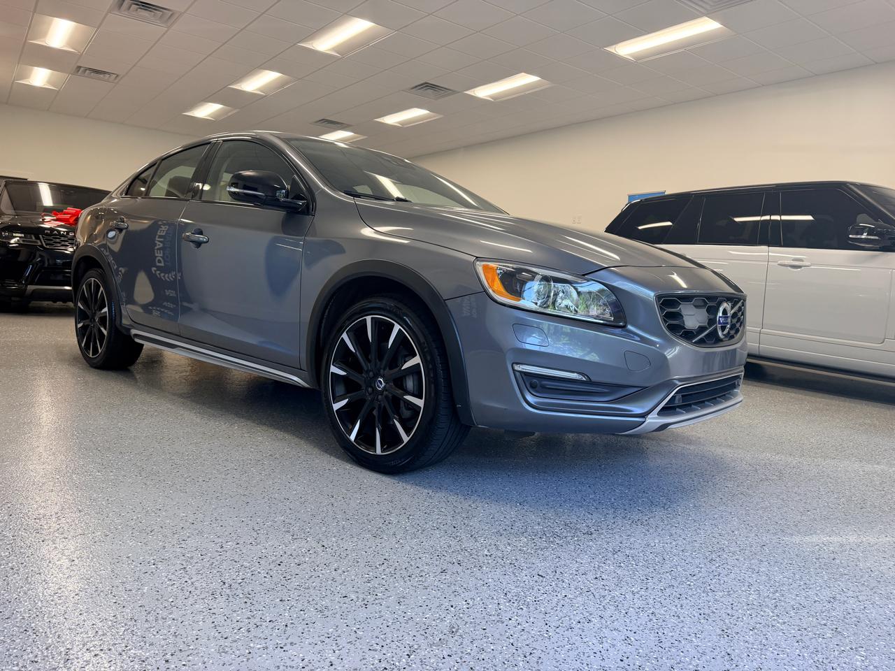 Volvo S60 Cross Country 4dr Sdn T5 Platinum 2016