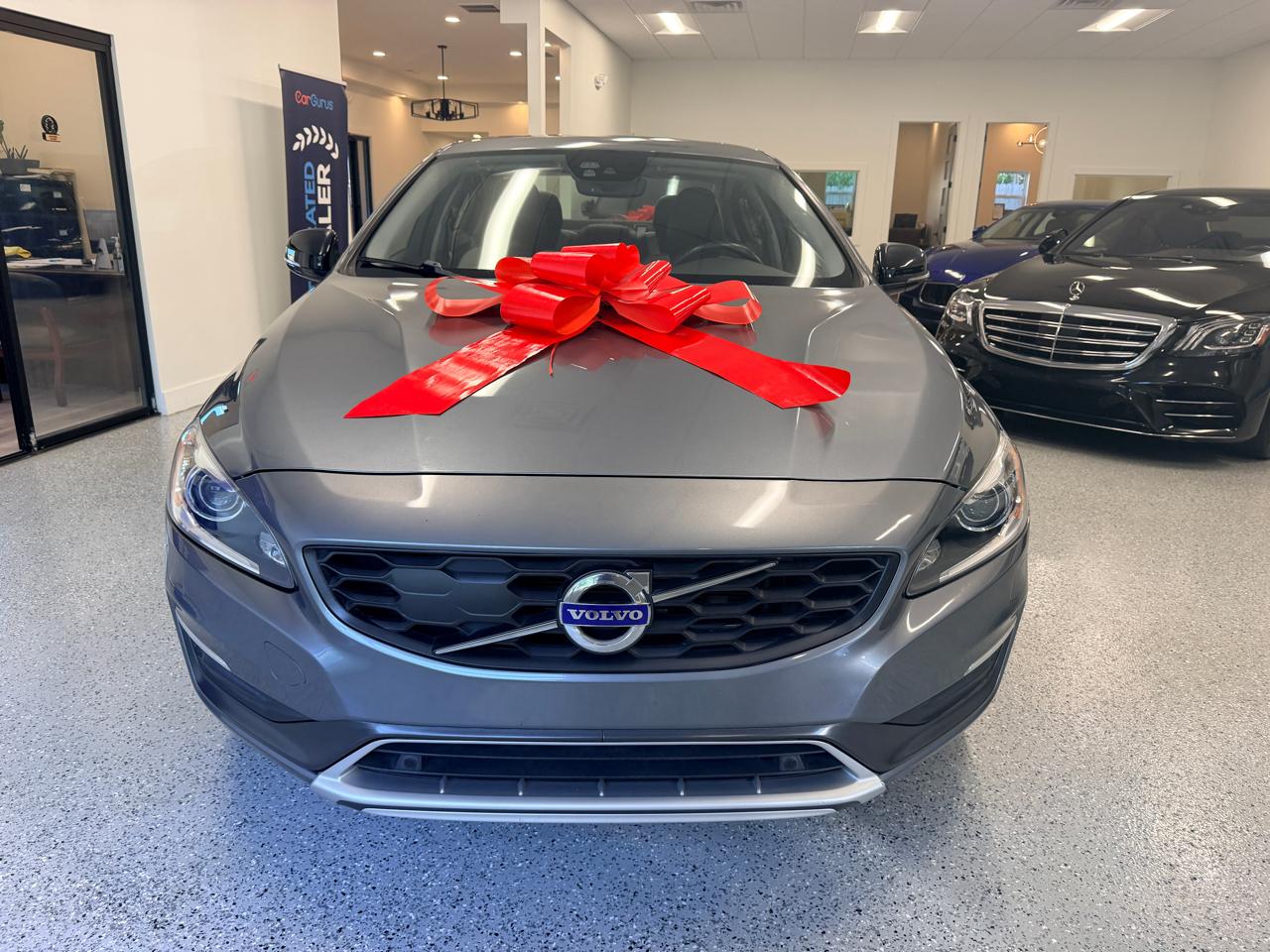 Volvo S60 Cross Country 4dr Sdn T5 Platinum 2016