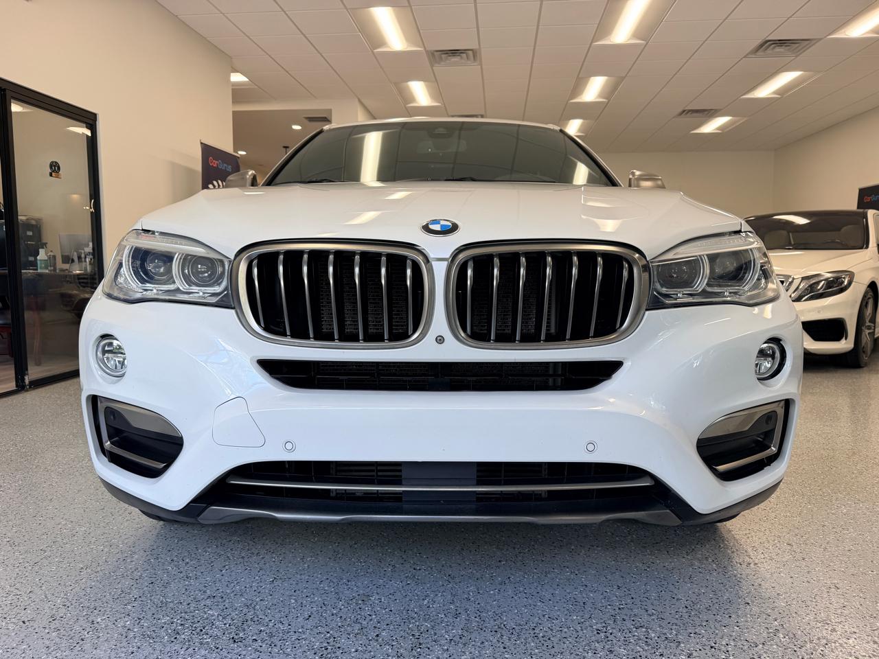 BMW X6  2019