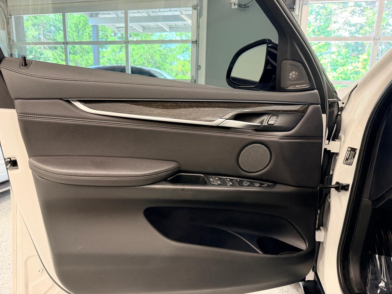 BMW X6  2019