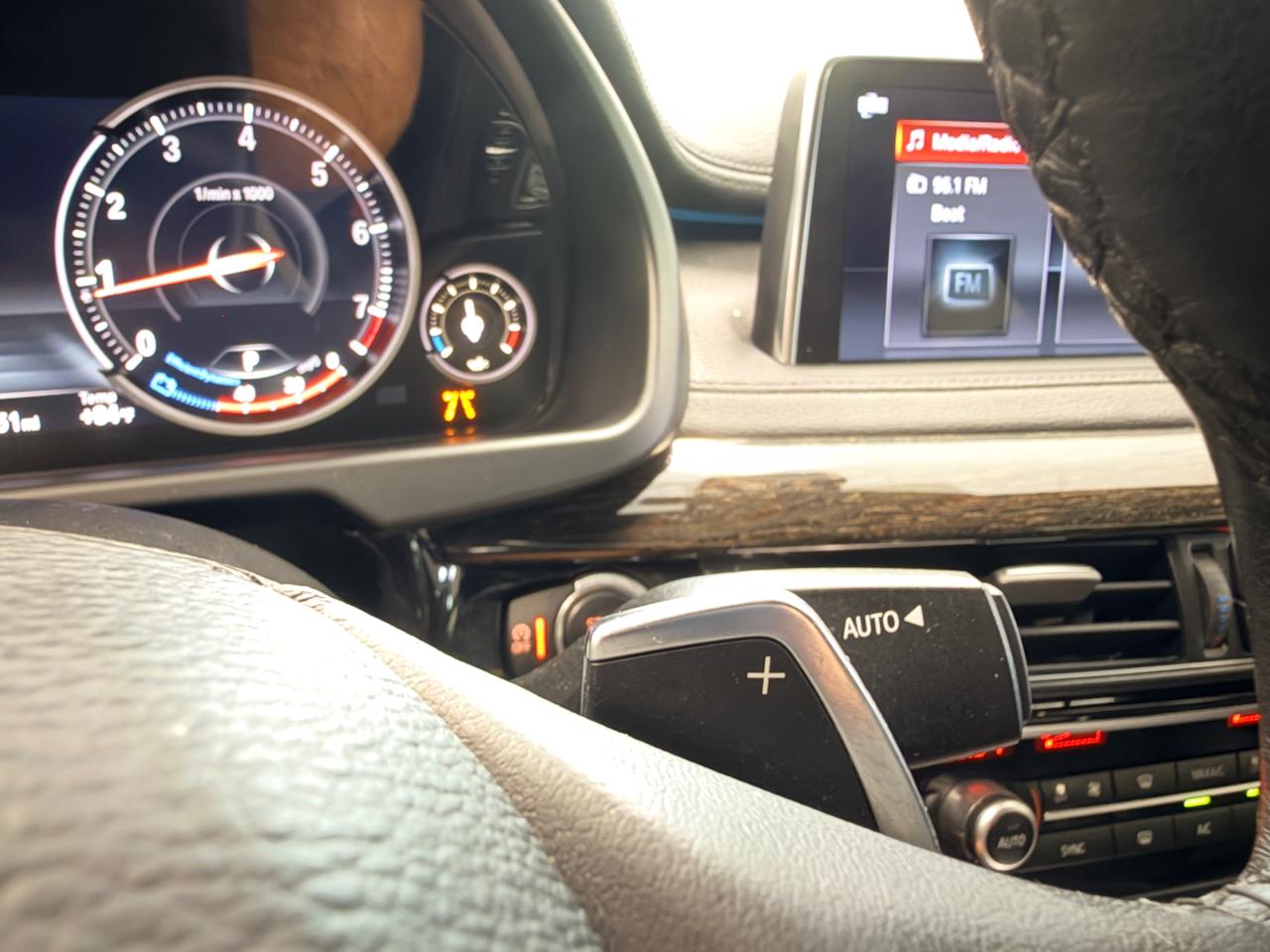 BMW X6  2019
