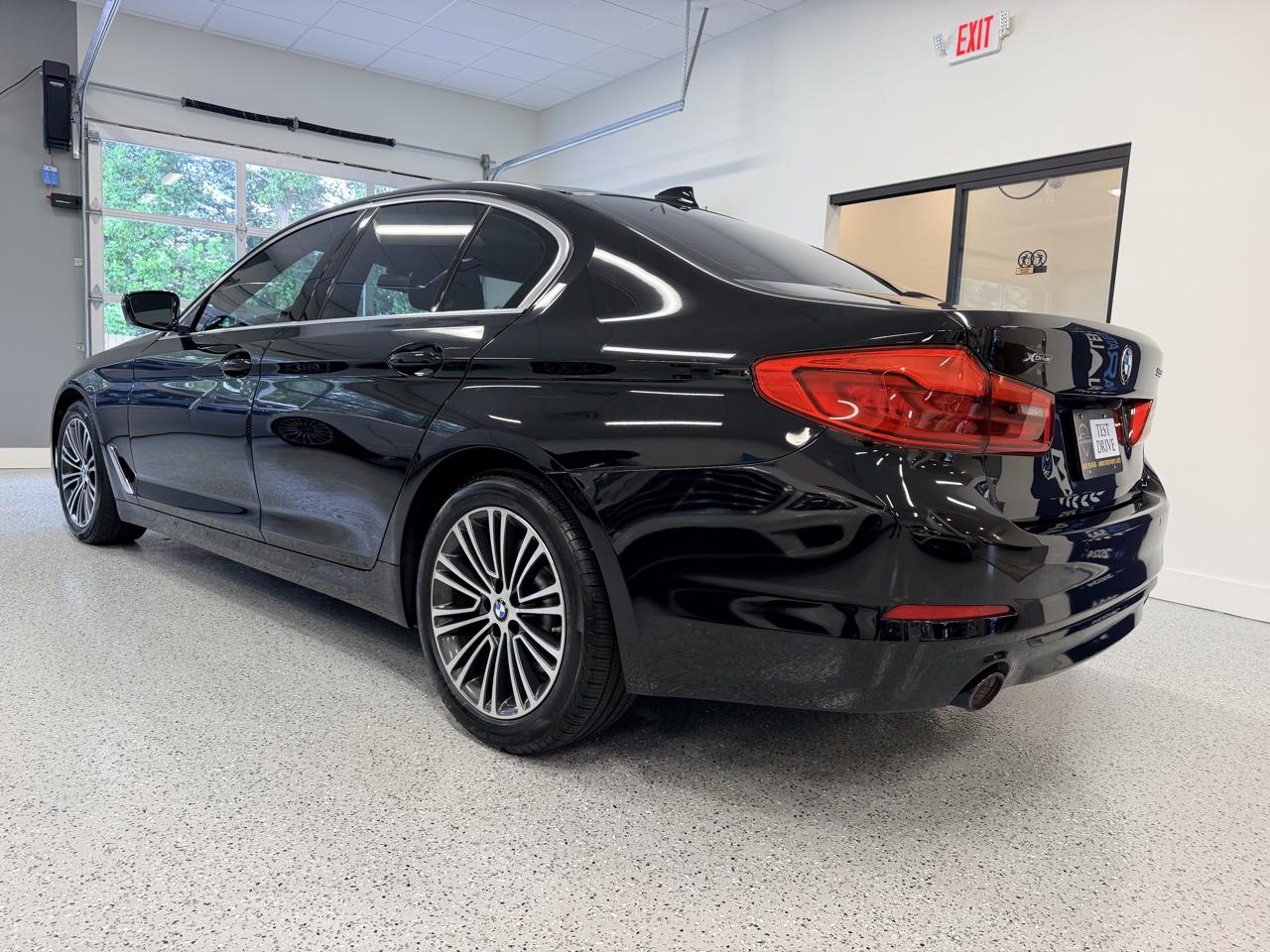 BMW 5 Series 530i xDrive Sedan 2019