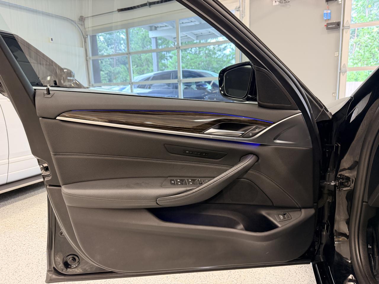 BMW 5 Series 530i xDrive Sedan 2019
