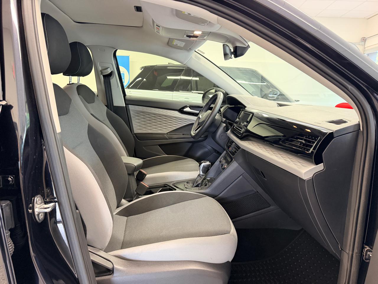 Volkswagen Taos S FWD 2023