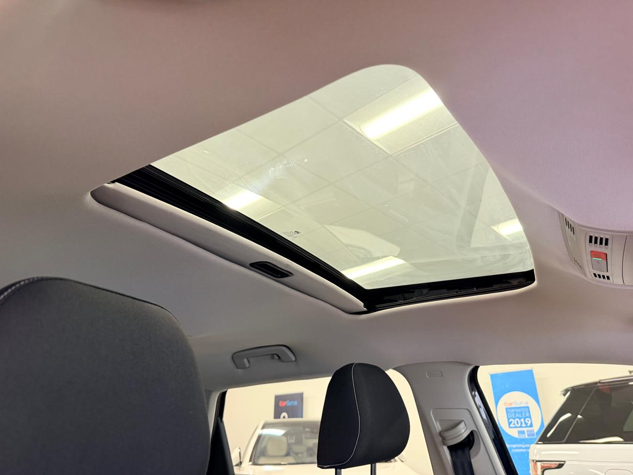 Volkswagen Taos S FWD 2023