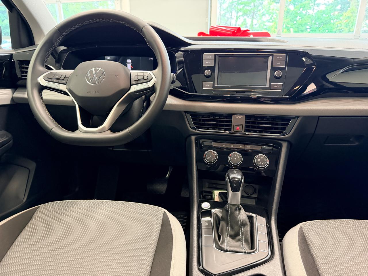 Volkswagen Taos S FWD 2023