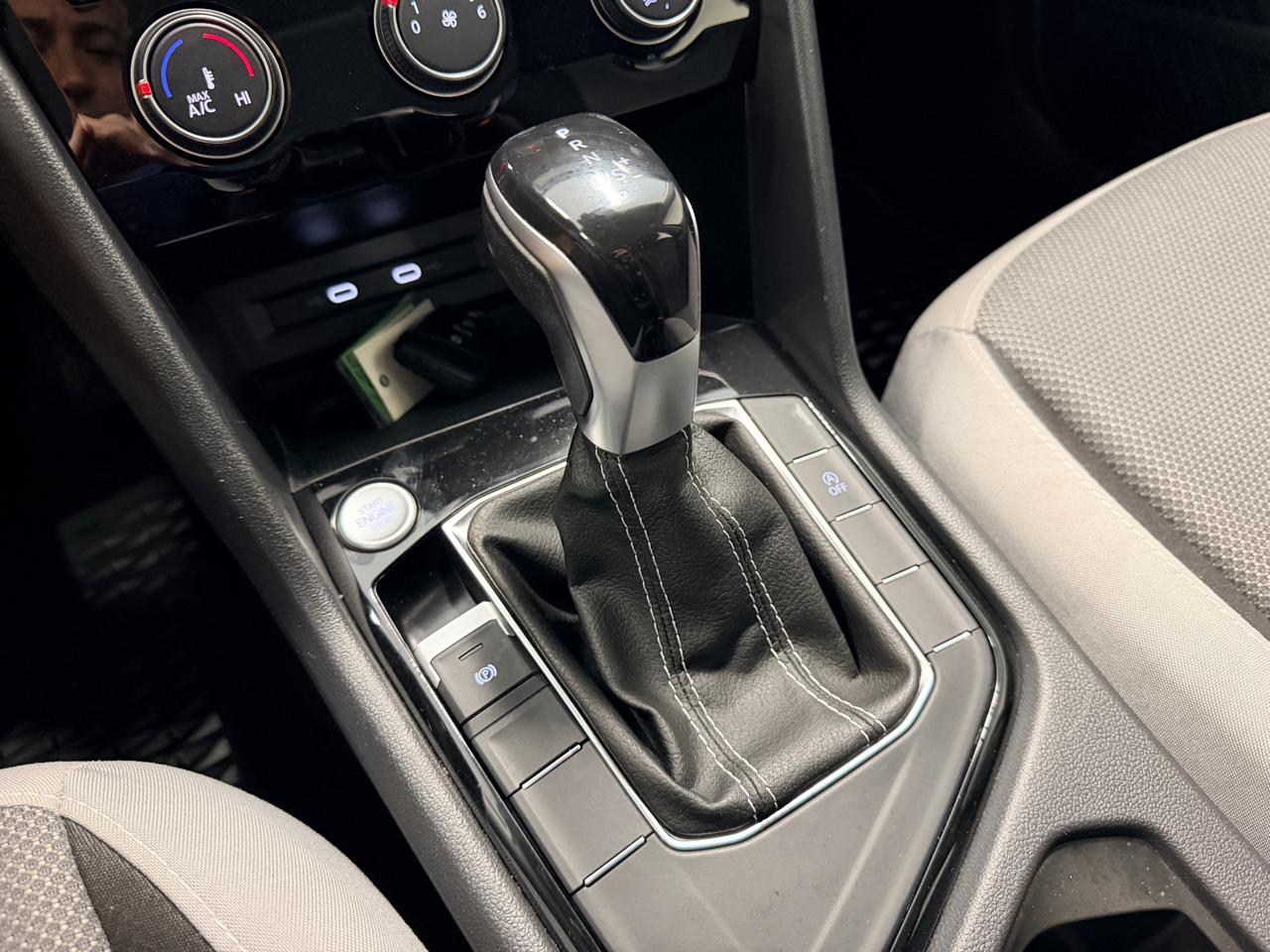Volkswagen Taos S FWD 2023