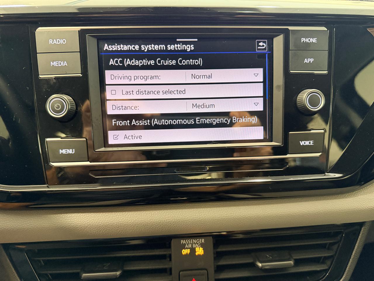 Volkswagen Taos S FWD 2023