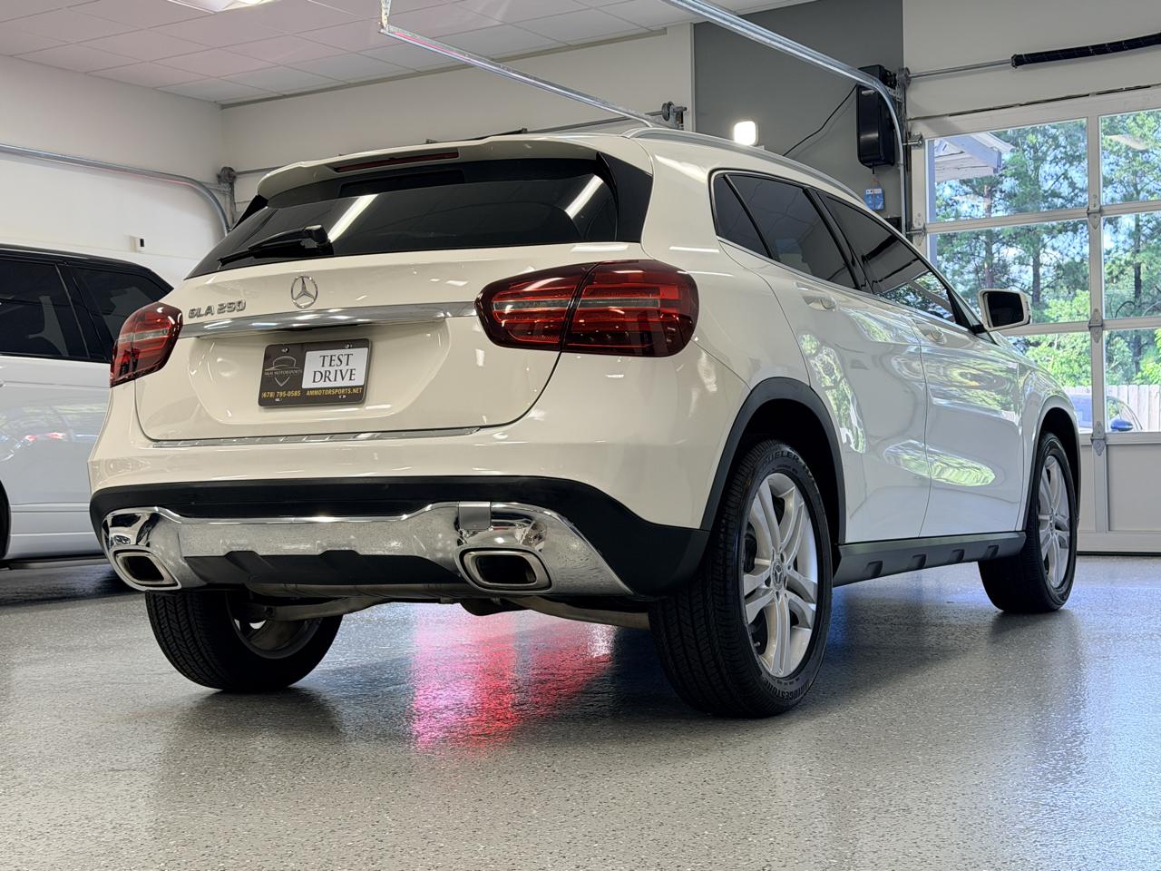 Mercedes-Benz GLA  2018