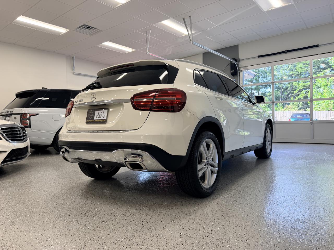 Mercedes-Benz GLA  2018