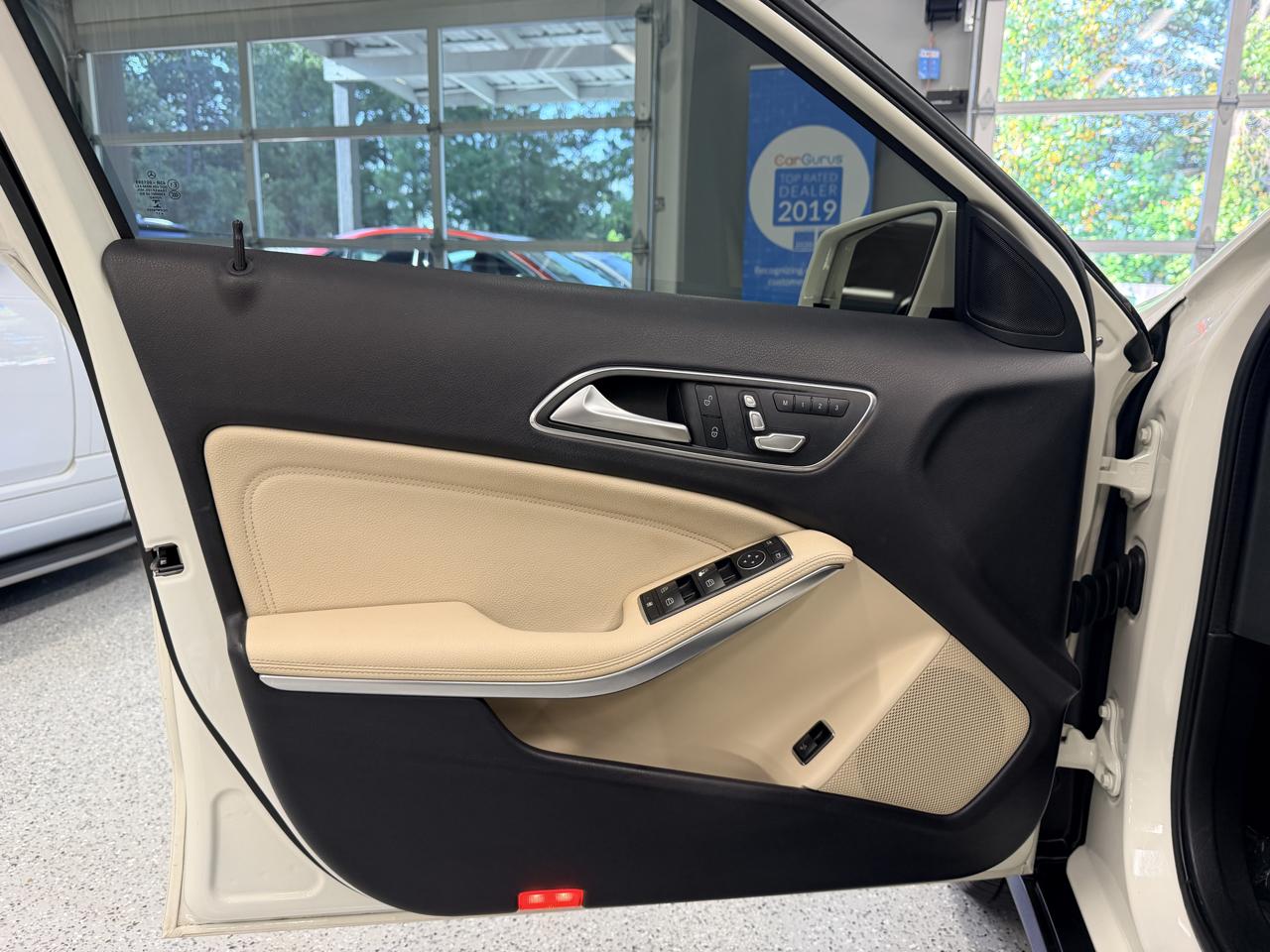 Mercedes-Benz GLA  2018
