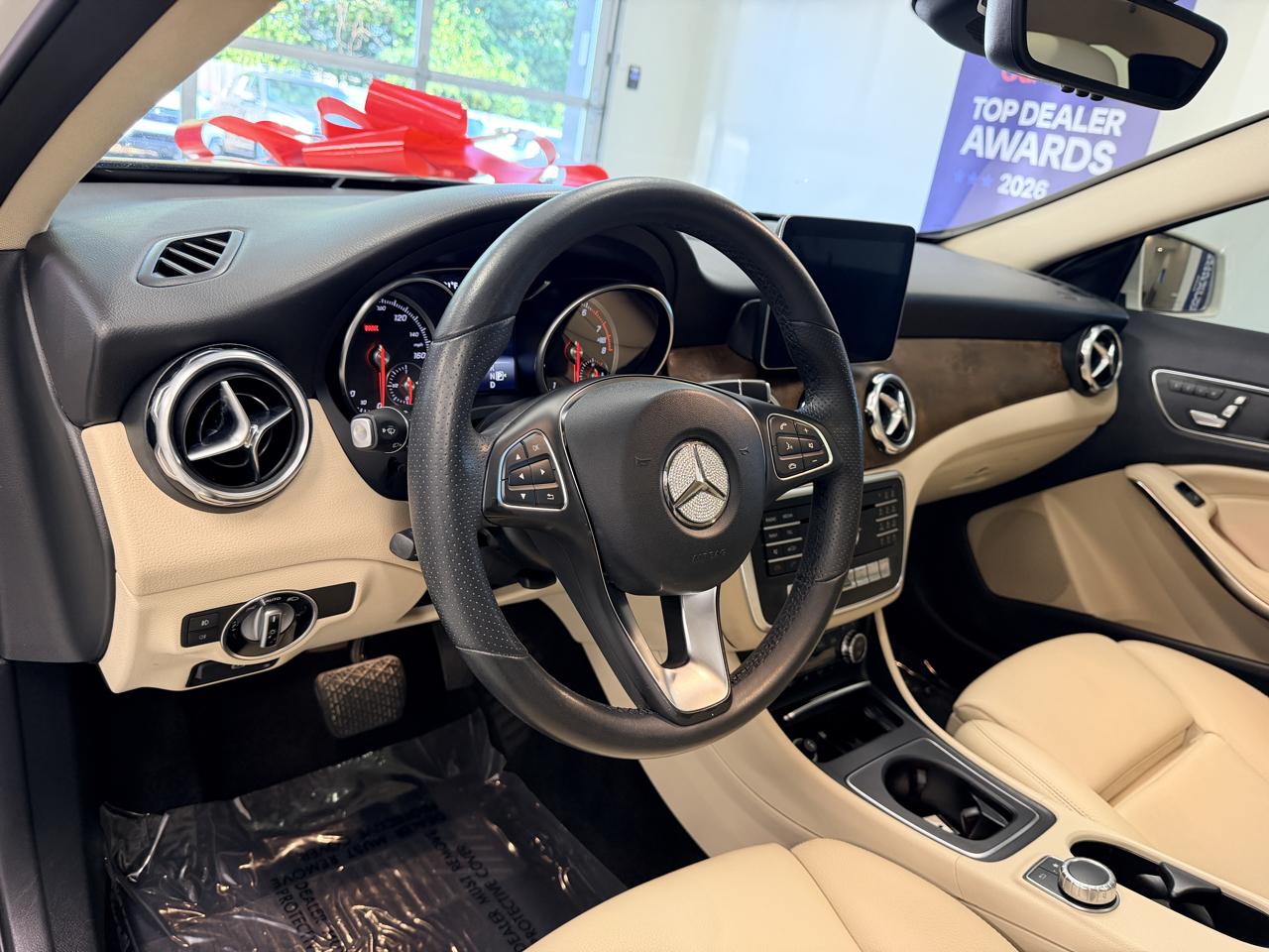 Mercedes-Benz GLA  2018